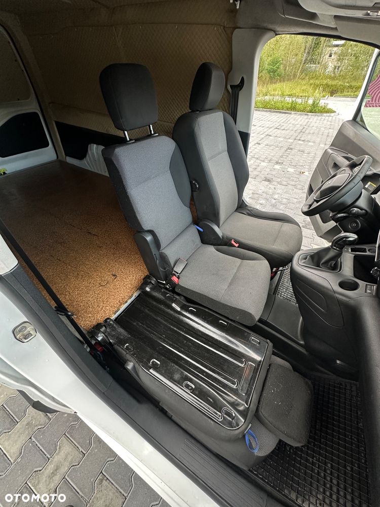 Peugeot Partner - 27