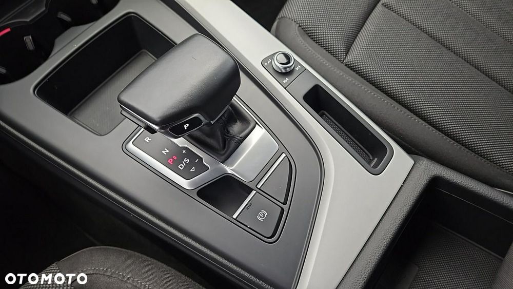 Audi A4 Limousine - 18