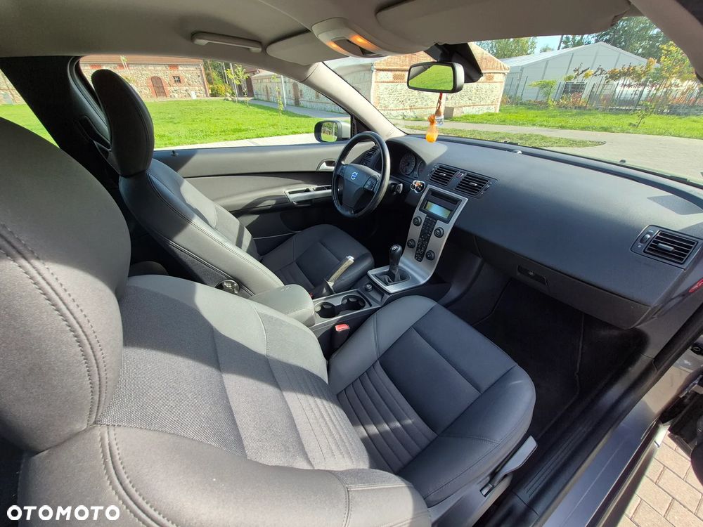 Volvo C30 1.8 Momentum - 28