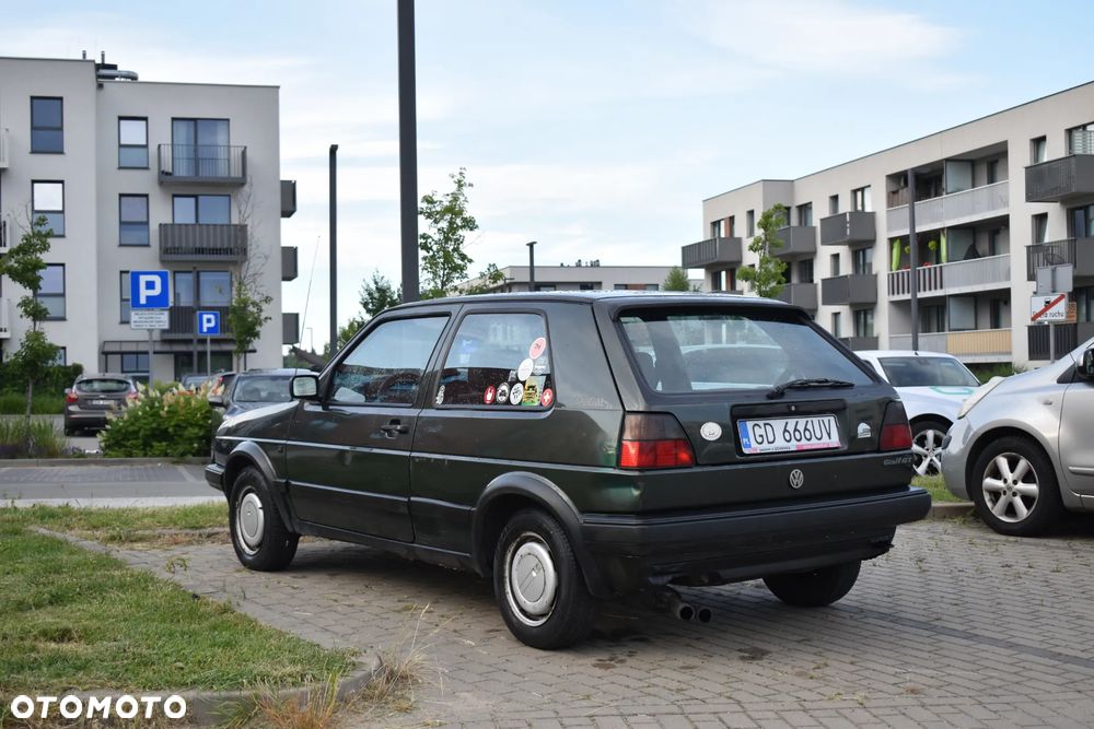 Volkswagen Golf 1.8 GT Special - 20