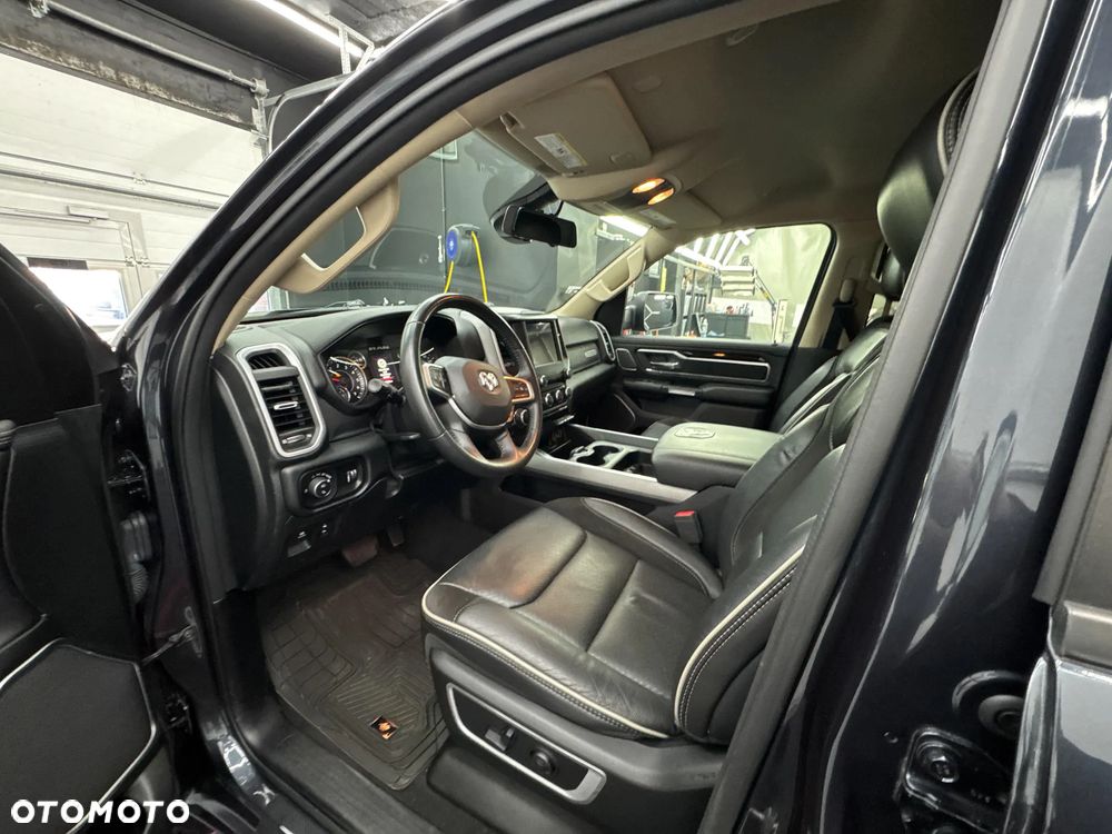 Dodge RAM 5.7 4x4 - 12