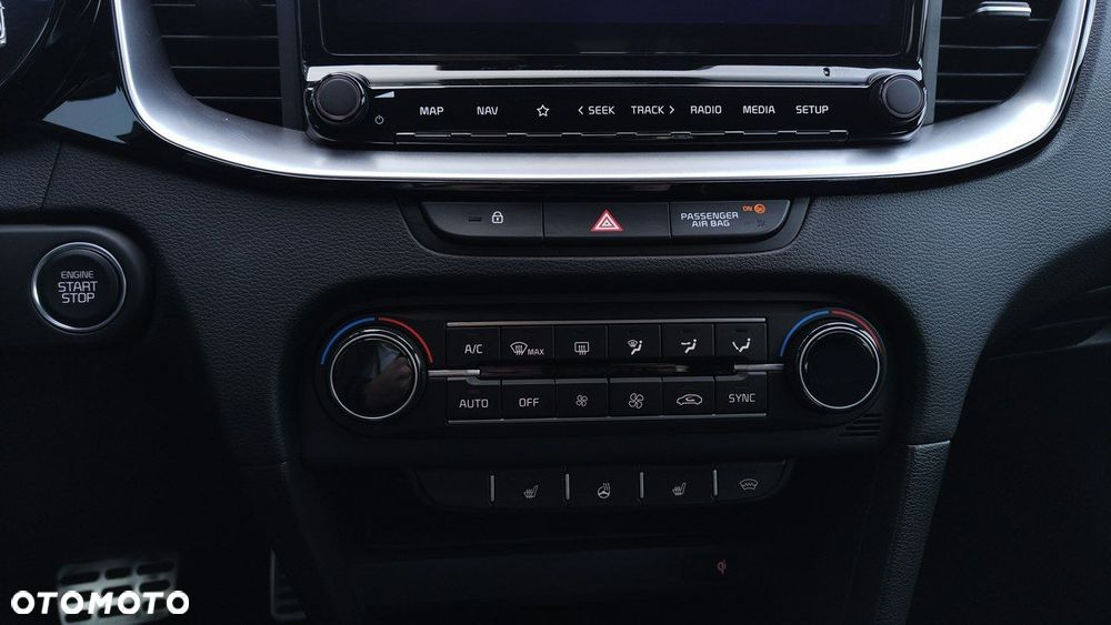 Kia Ceed - 21