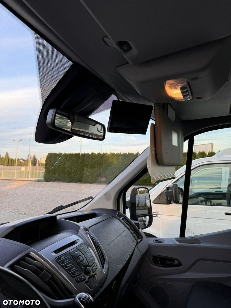 Ford Transit - 17