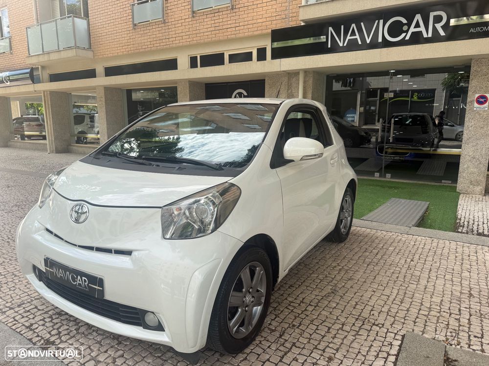 Toyota iQ 1.0 VVT-i Essential+AC - 2