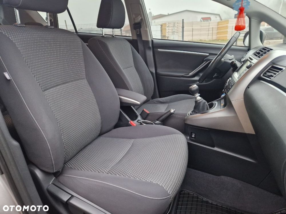 Toyota Verso 1.6 D-4D Premium - 20