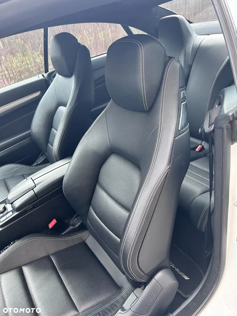 Mercedes-Benz Klasa E 200 Coupe 9G-TRONIC - 4