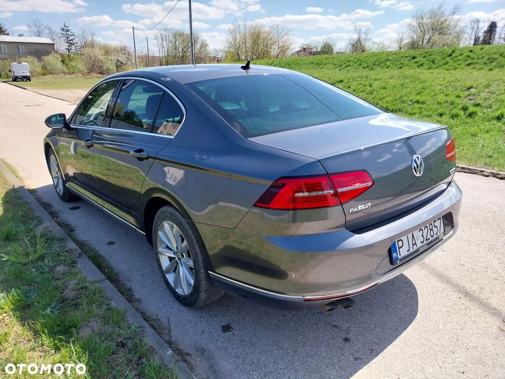 Volkswagen Passat 2.0 TDI BMT Highline DSG - 10