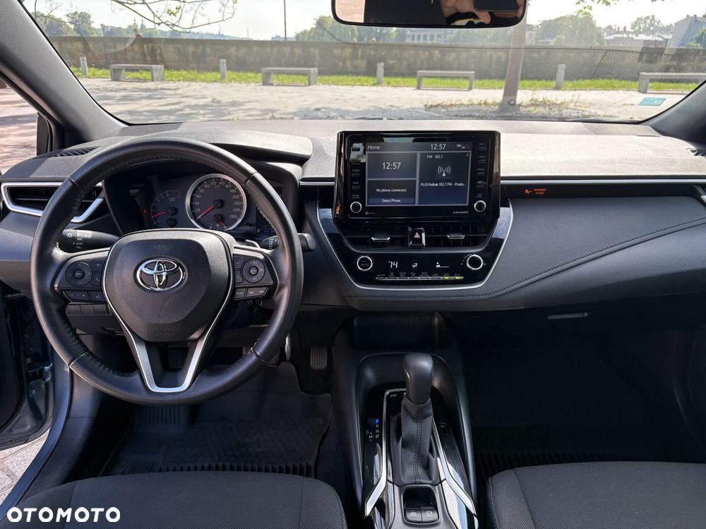Toyota Corolla - 10