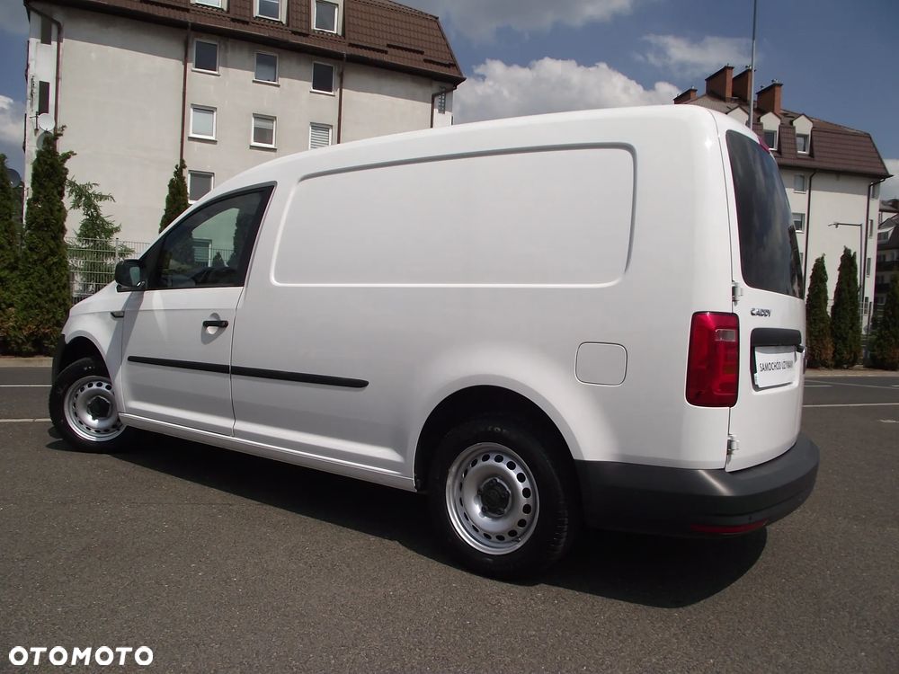 Volkswagen CADDY MAXI - 11
