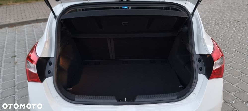 Hyundai i30 blue 1.6 GDI YES Gold - 25