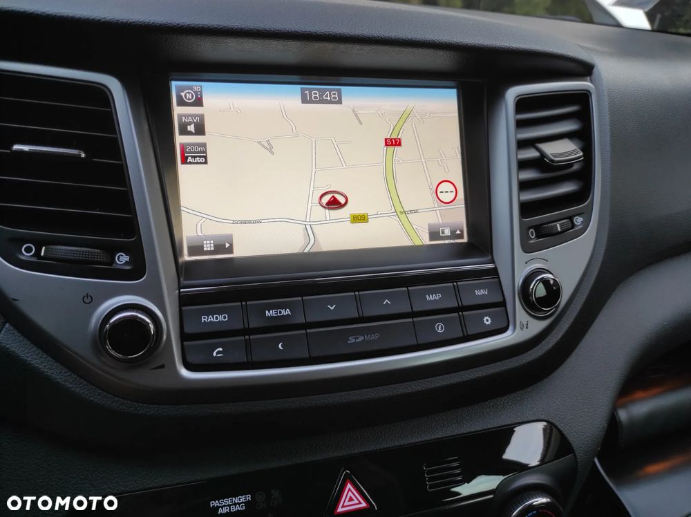 Hyundai Tucson 1.7 CRDI BlueDrive Style 2WD - 21
