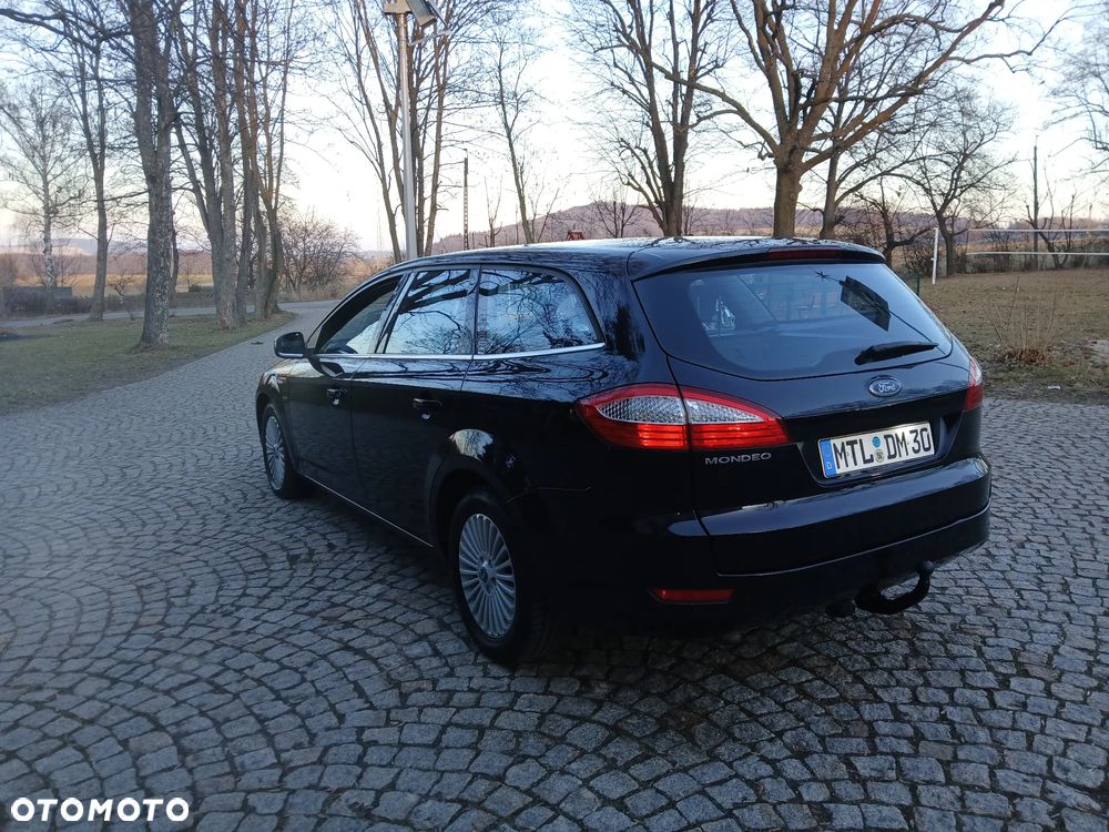 Ford Mondeo 2.5 Titanium - 10