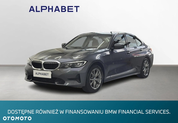 BMW Seria 3 320i xDrive Sport Line