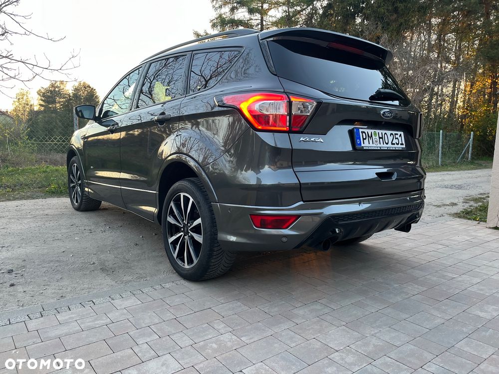 Ford Kuga 2.0 TDCi 4x4 ST-Line - 13