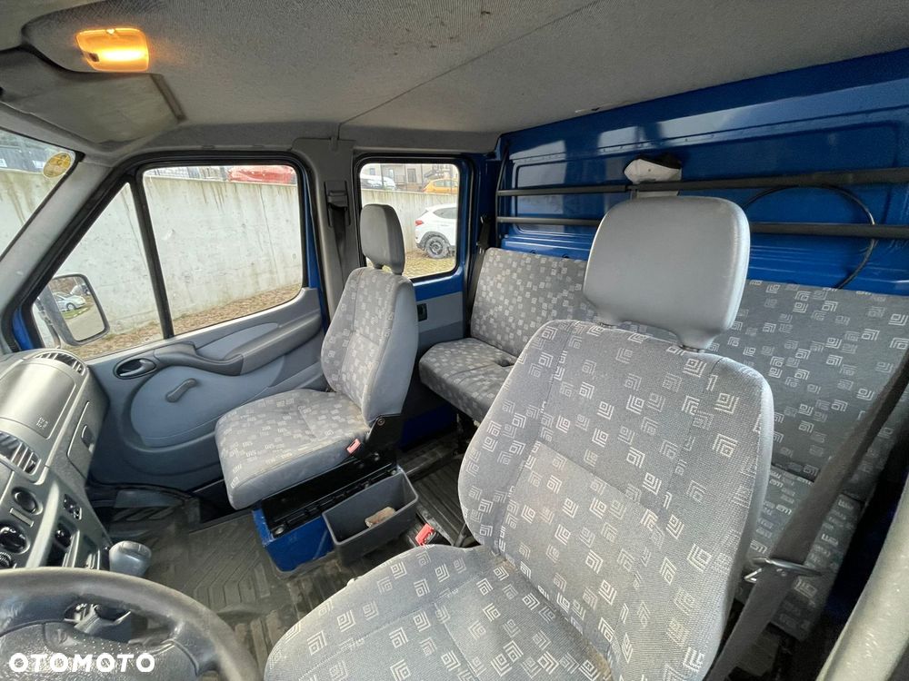 Mercedes-Benz Sprinter 208 CDI 902 - 19