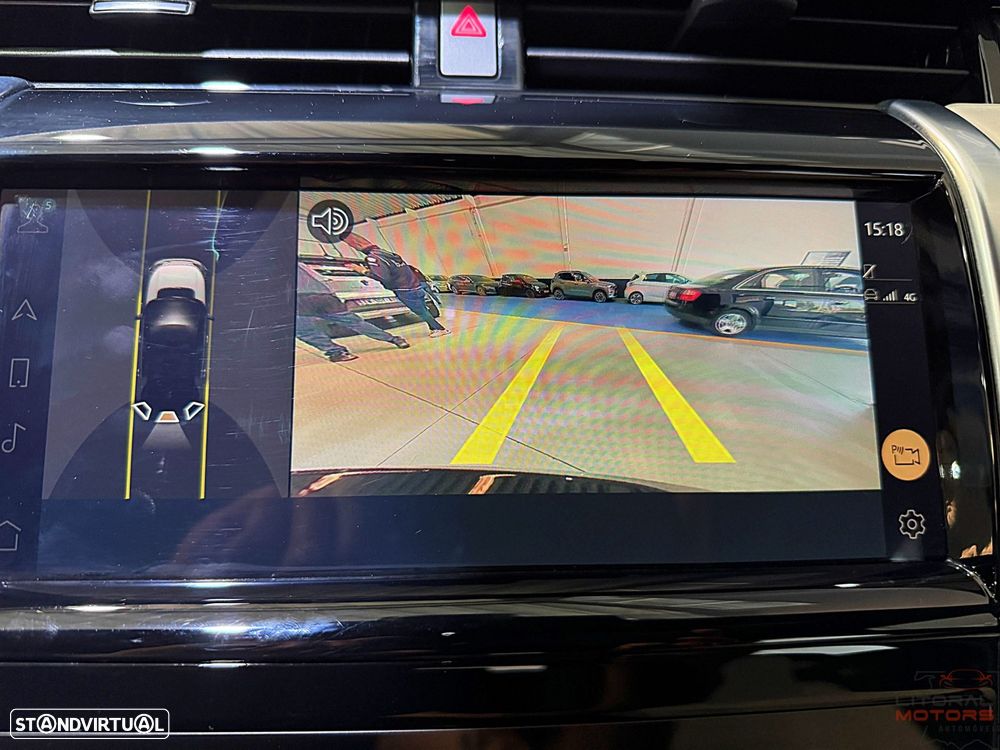 Land Rover Discovery Sport P300e R-Dynamic S - 41
