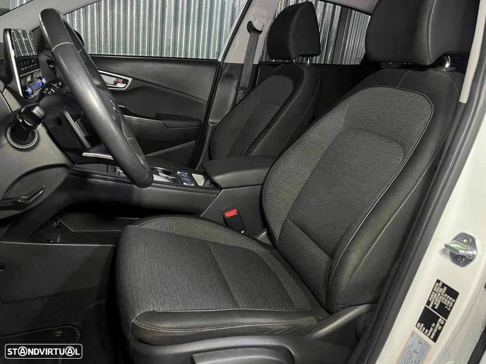 Hyundai Kauai EV 64 kWh Premium - 36