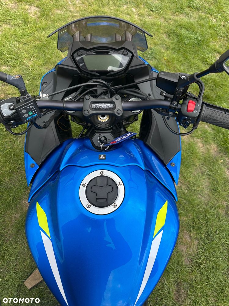 Suzuki GSX 1000 - 7