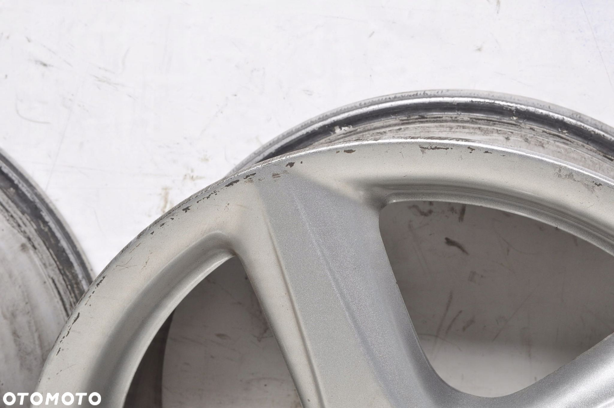 TOYOTA AVENSIS T25 PRIUS RAV4 FELGI ALUMINIOWE R17 7J 5X114.3 ET45 - 6