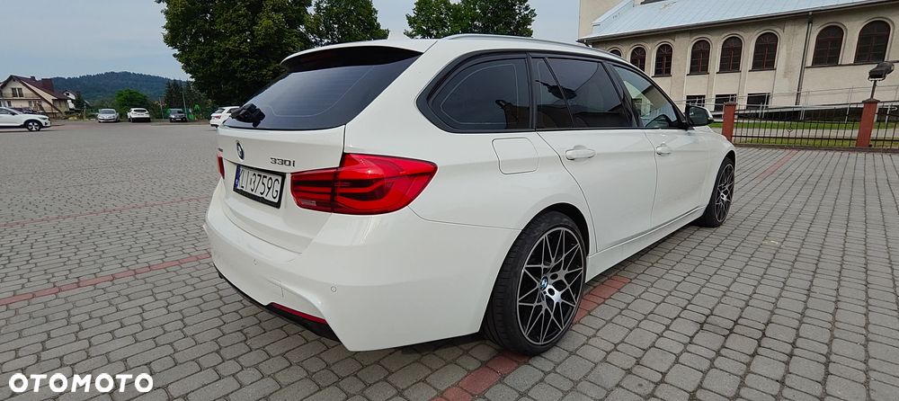 BMW Seria 3 330i xDrive Edition Luxury Line Purity - 5