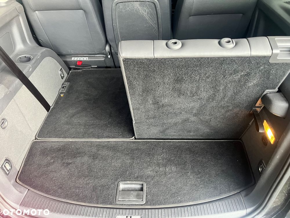 Volkswagen Touran 1.2 TSI BlueMotion Technology Highline - 26