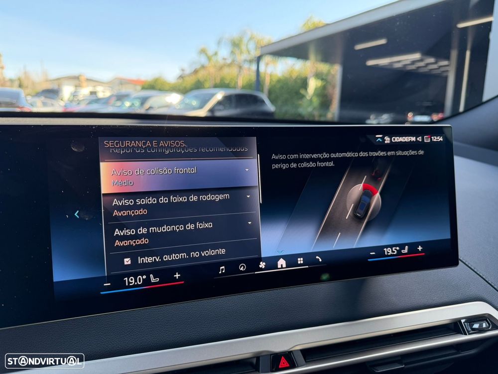 BMW iX xDrive 40 Pack Desportivo - 49