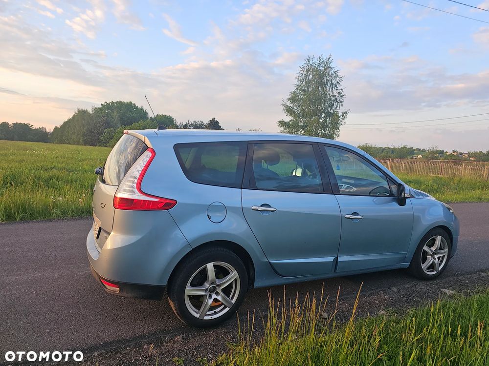 Renault Scenic - 4