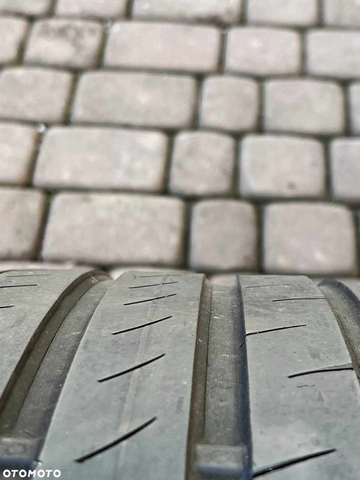 Opony Continental PremiumContact 6  235/50/19 99V - 2