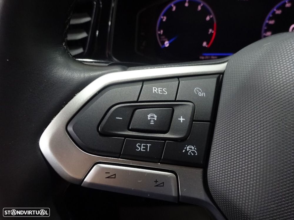 VW T-Roc 1.5 TSI R-Line DSG - 20