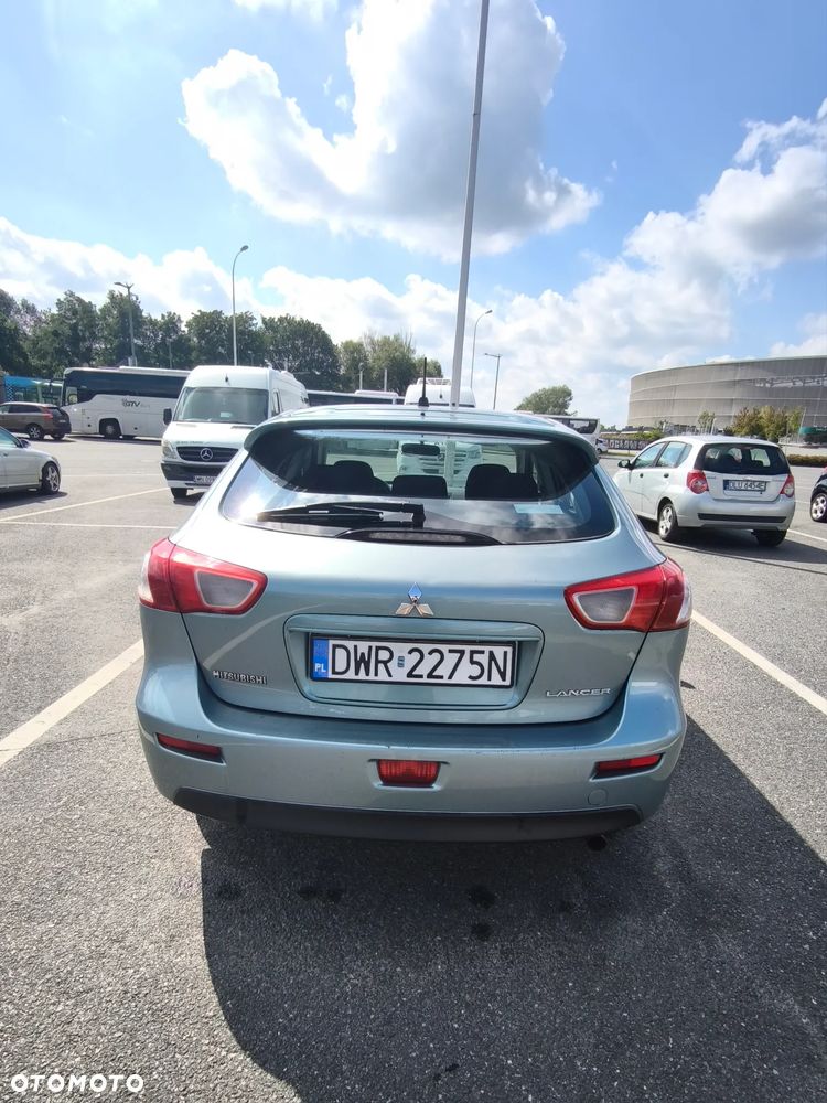 Mitsubishi Lancer 2009 photo 4