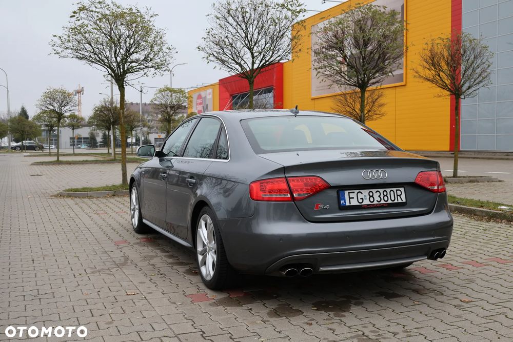 Audi S4 Limousine - 2