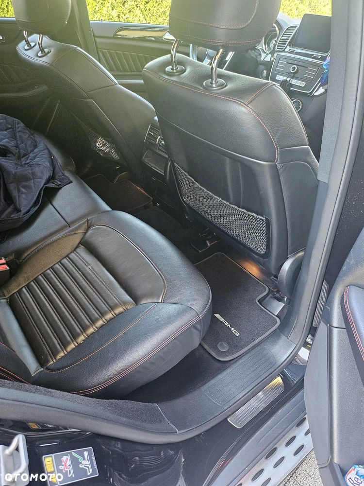 Mercedes-Benz GLE - 22