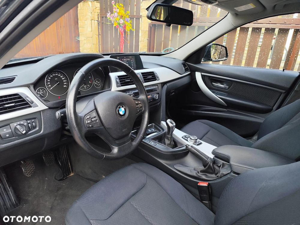 BMW Seria 3 316d Modern Line - 18