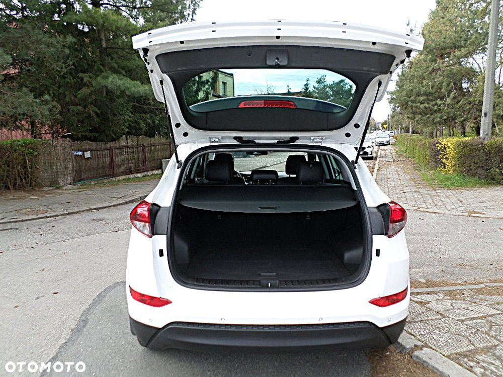 Hyundai Tucson 1.6 GDI BlueDrive Style 2WD - 29