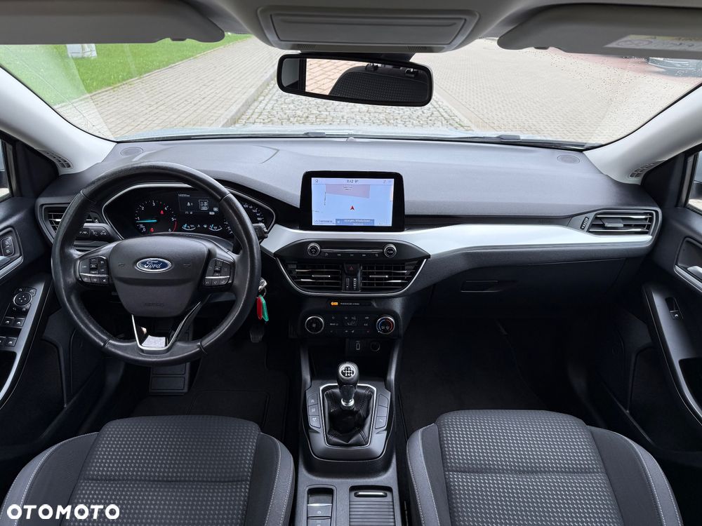 Ford Focus Turnier 1.5 EcoBlue Start-Stopp-System TITANIUM - 14