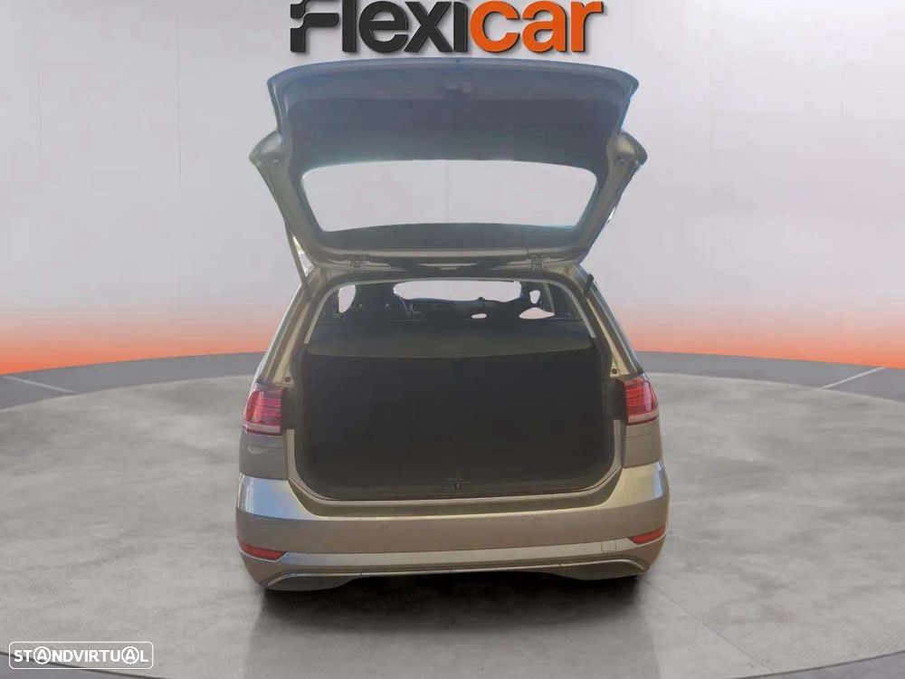 VW Golf Variant 1.6 TDi Confortline - 9