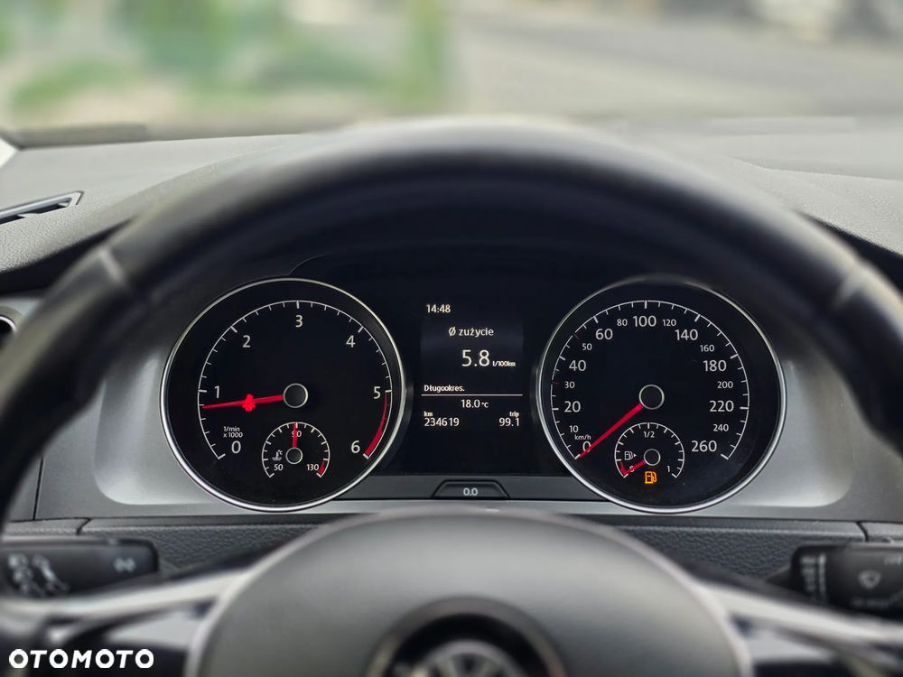 Volkswagen Golf 1.6 TDI BMT Comfortline - 24