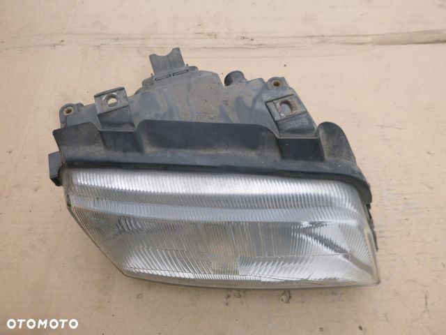 LAMPA PRAWY PRZÓD PRAWA PRZEDNIA AUDI A4 B5 94-99 VALEO - 4