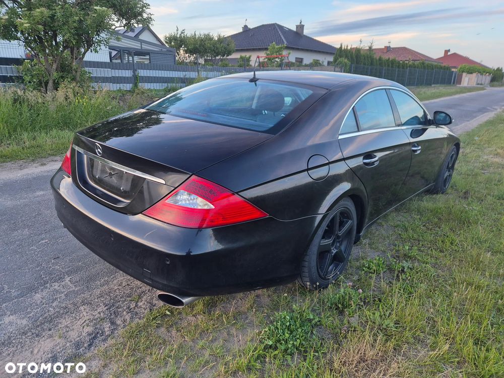 Mercedes-Benz CLS - 9