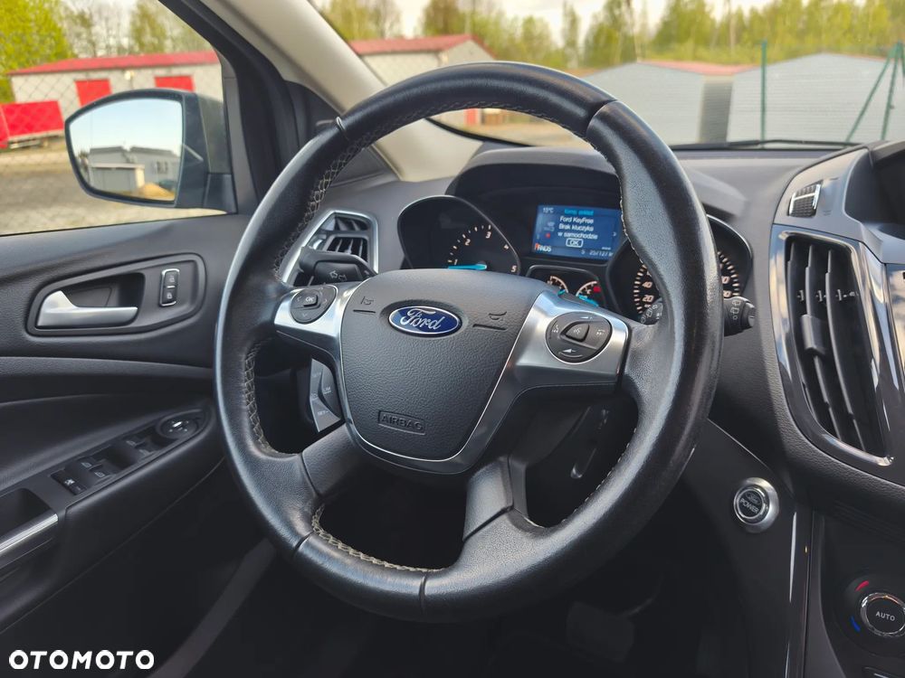 Ford Kuga 2.0 TDCi 4x4 Titanium - 32