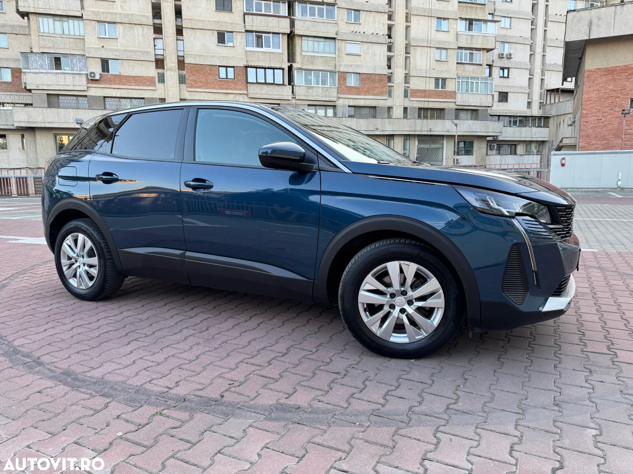 Peugeot 3008 PureTech 130 Stop & Start GPF EAT8 Active Business-Paket - 6