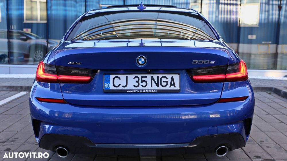 BMW Seria 3 330e xDrive AT PHEV - 13