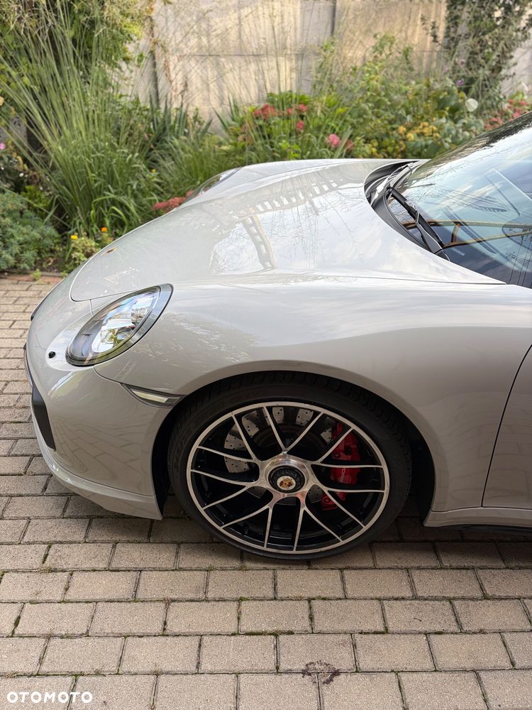 Porsche 911 - 9