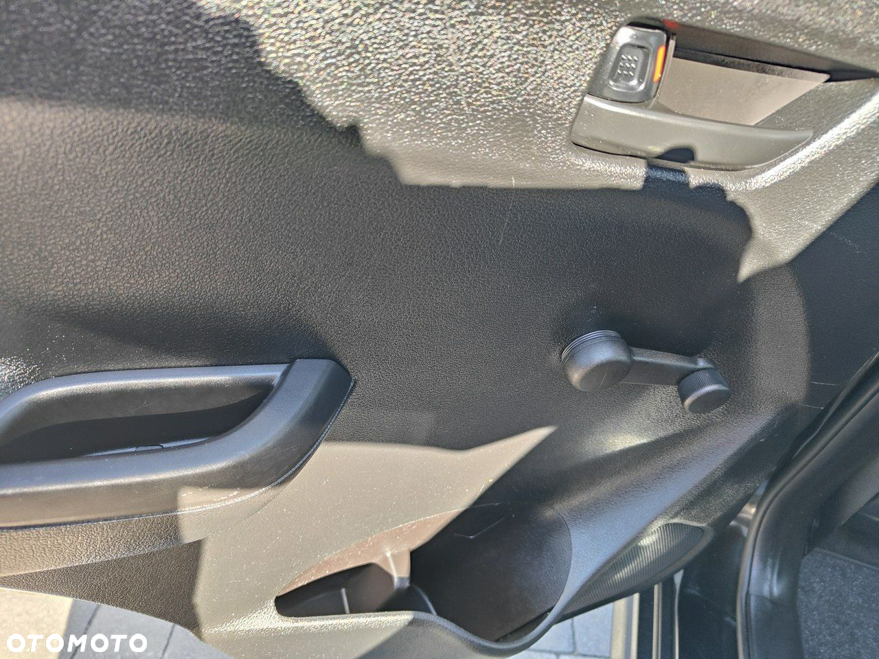 Suzuki Vitara 1.6 Comfort 2WD - 25