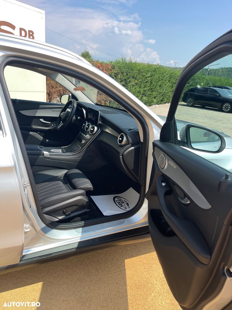 Mercedes-Benz GLC 300 d 4MATIC 9G-TRONIC - 21