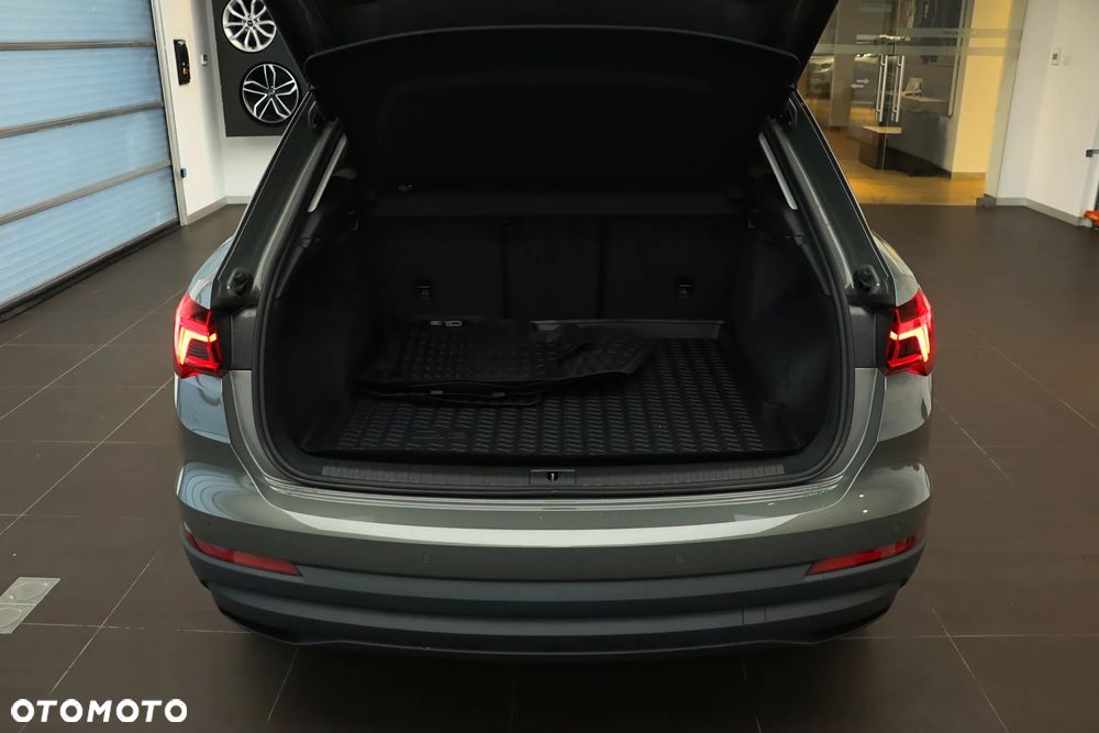 Audi Q3 35 TFSI S tronic - 7