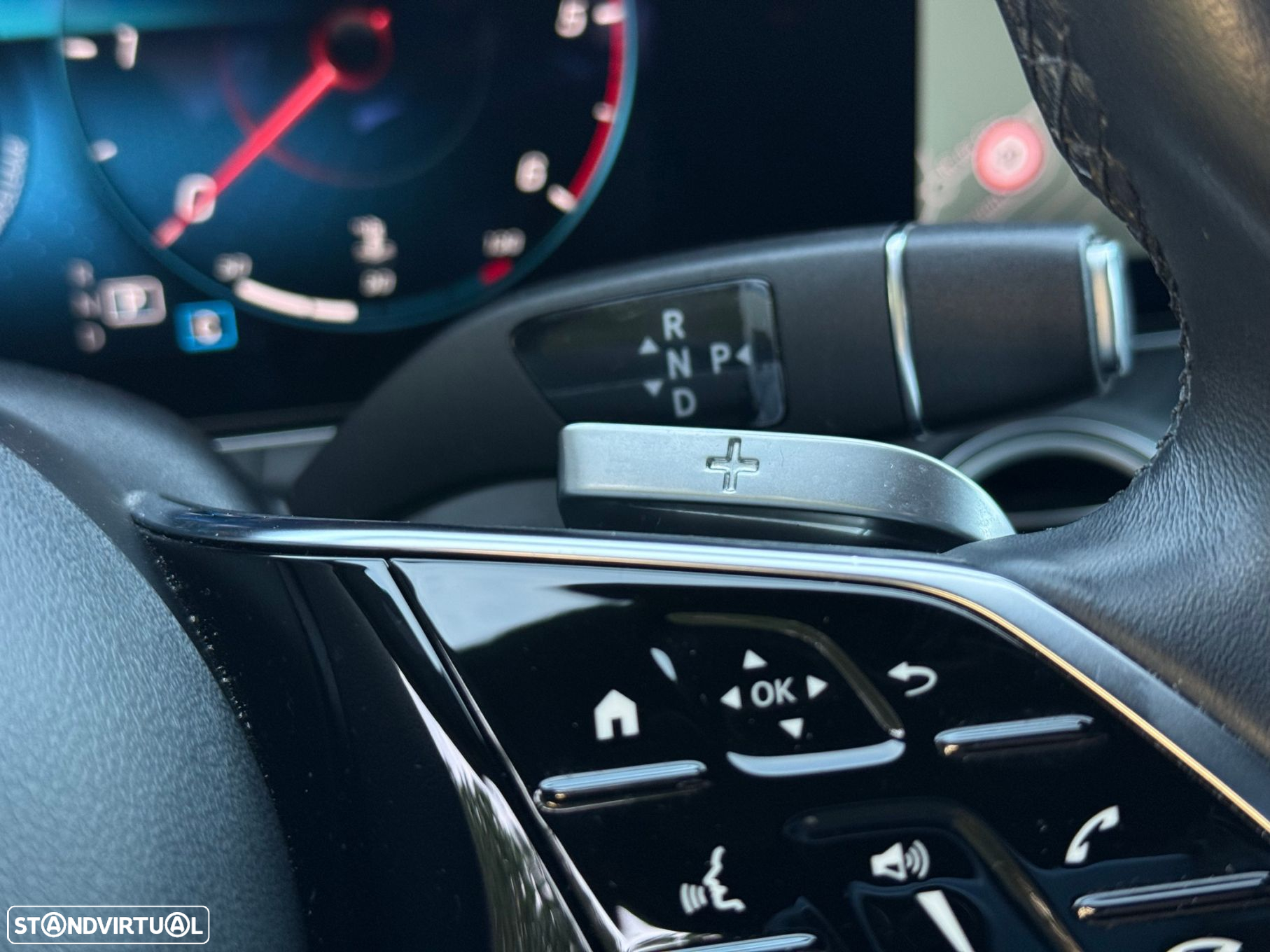 Mercedes-Benz E 220 d Avantgarde - 42
