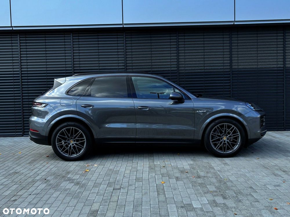 Porsche Cayenne - 7