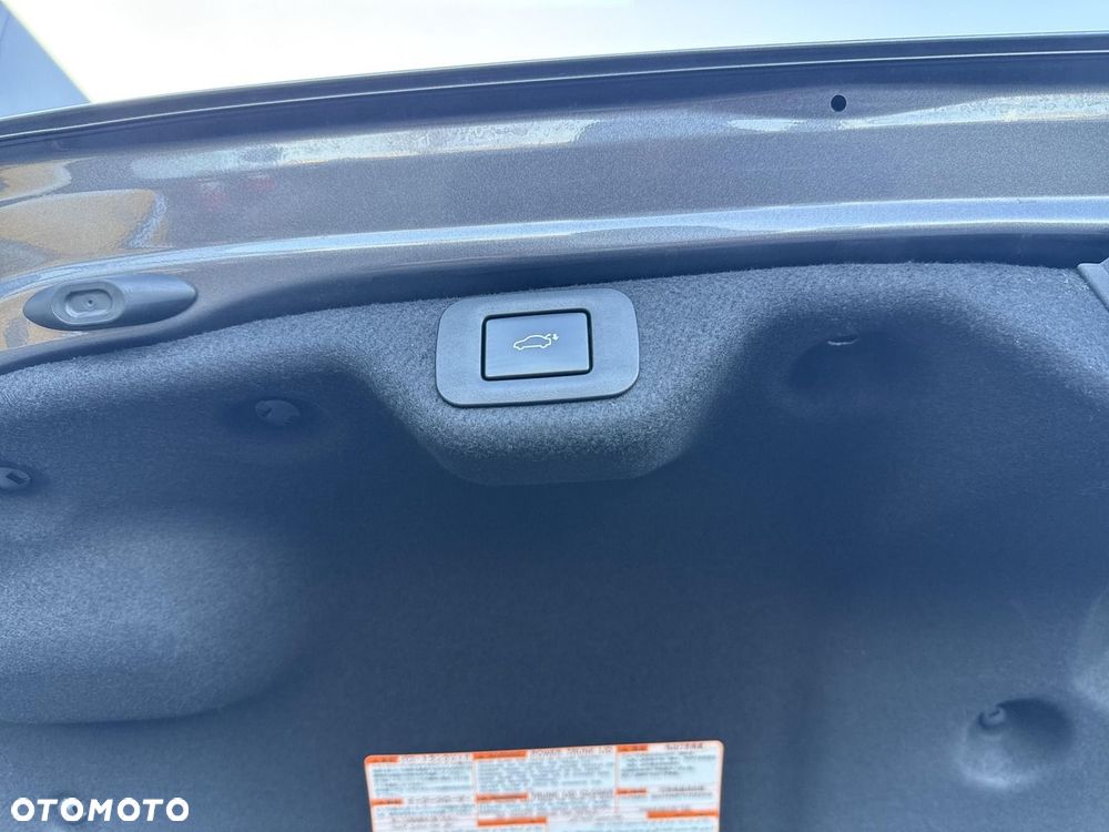 Lexus ES 300h Prestige - 17