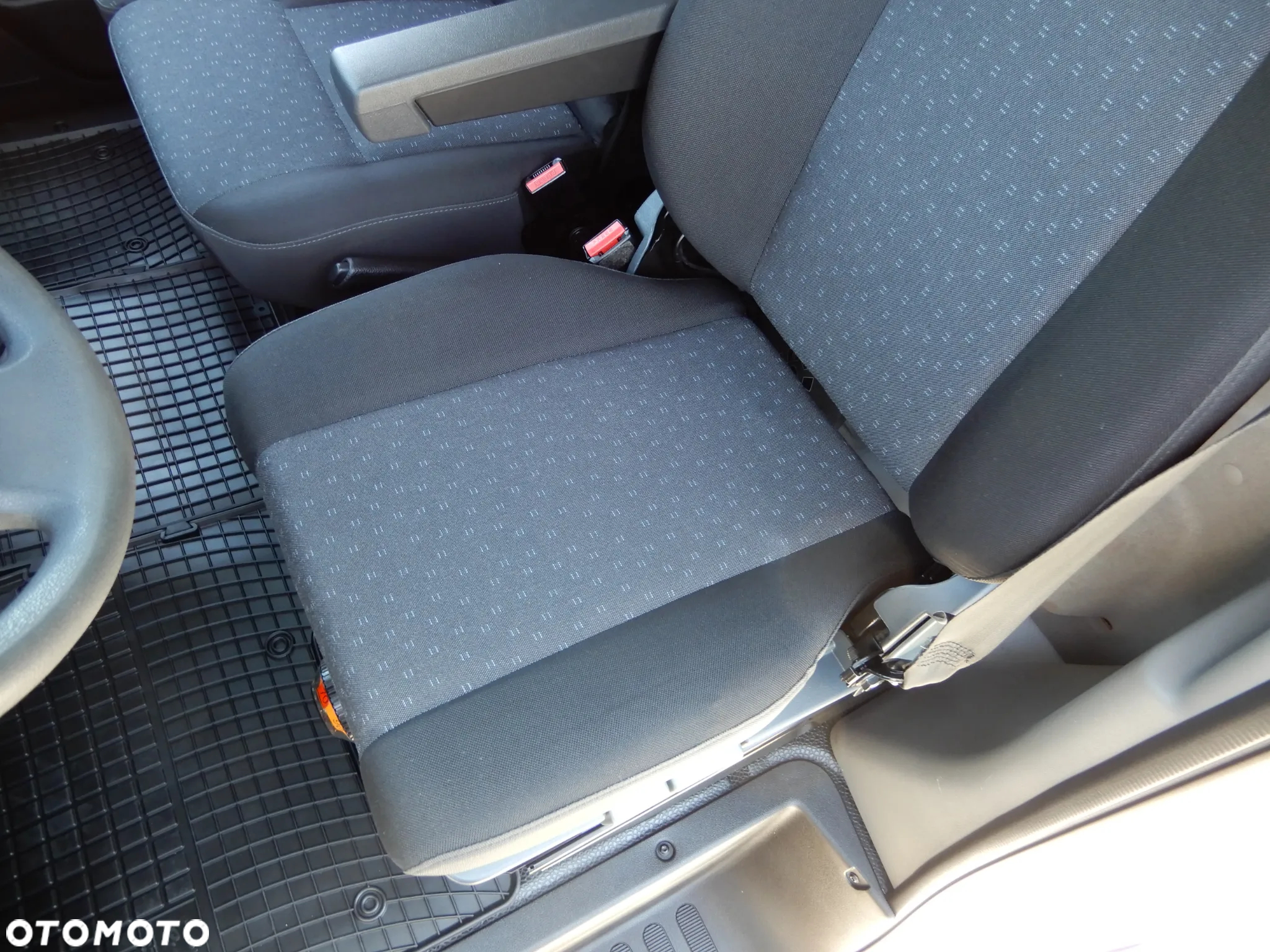 Opel MOVANO 2.3 CDTi 163 KM Bliźniak Kontener 4.26 CM 8 E.Palet JEGGER Boczne Drzwi 800 Kg Ładowność WZMACNIANY 60 Tys Przeb Stan Auta Jak NOWY - 35